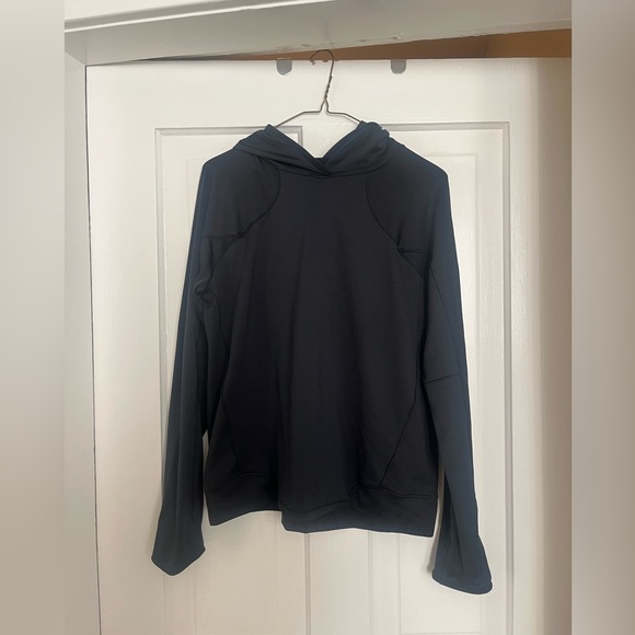 Women’s Under Armour cold gear pullover hoodie - Picture 1 of 10